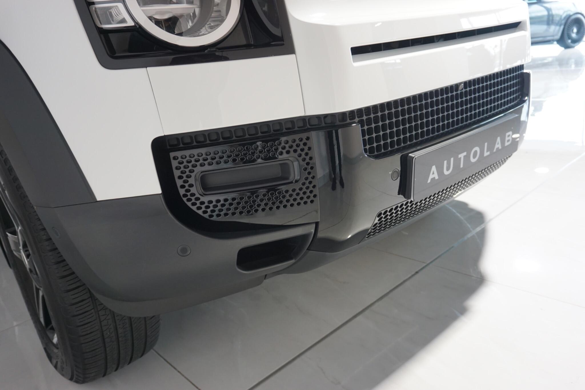 Land Rover Defender 90 3.0 D250 MHEV Hard Top SUV 3dr Diesel Auto 4WD SWB Euro 6 (s/s) (250 ps)